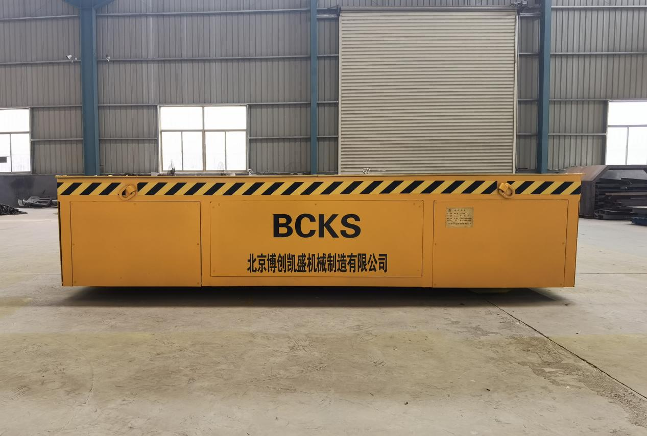 防爆電瓶無軌膠輪車(chē)